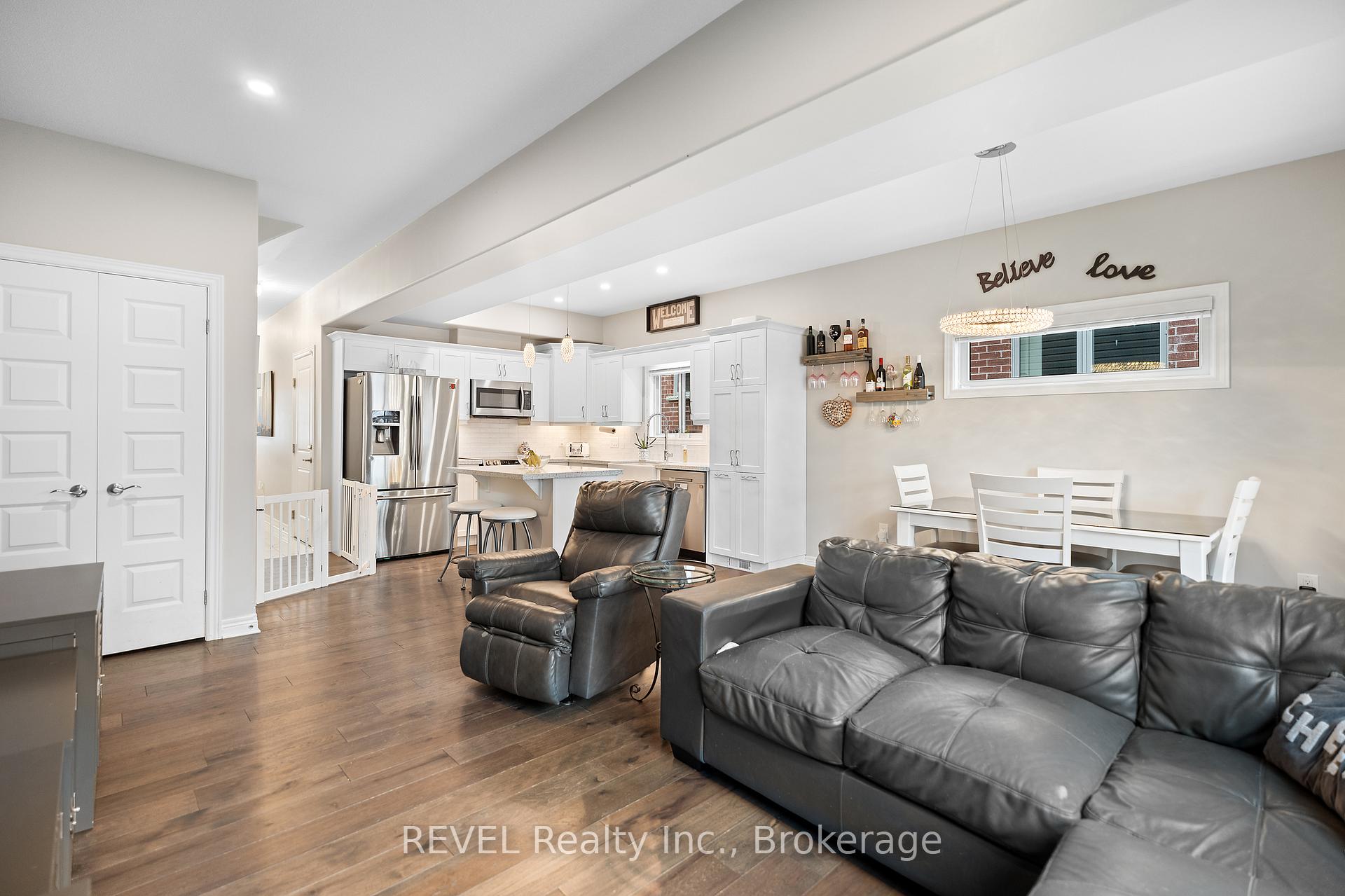 Photo 14 of 10 Harmony Way, Thorold, Rolling Meadows — HOMEH