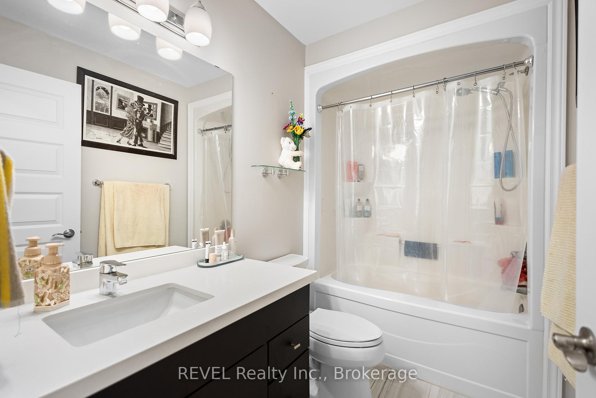 Photo 23 of 10 Harmony Way, Thorold, Rolling Meadows — HOMEH