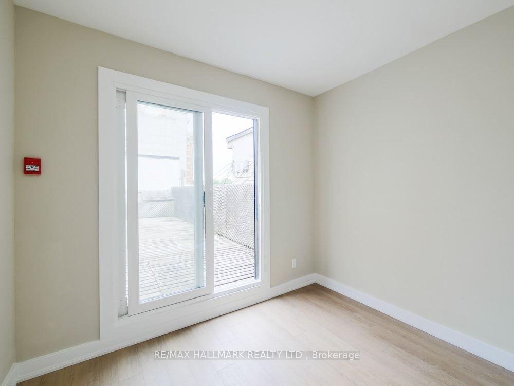 Photo 11 of Unit 304, 628 Danforth Avenue, Toronto, Playter Estates-Danforth — HOMEH