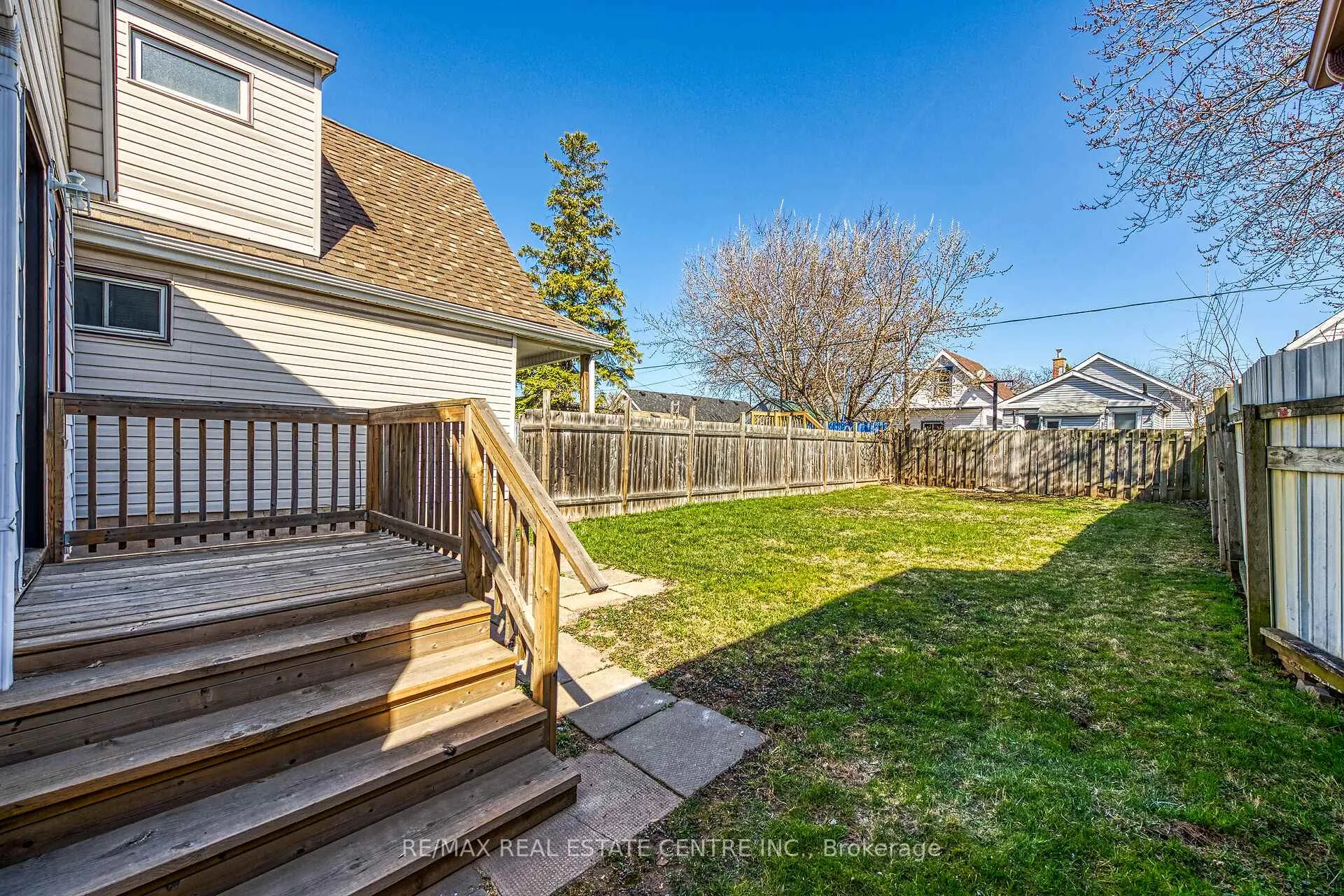 Photo 21 of 70 Robins Avenue, Hamilton, Crown Point — HOMEH