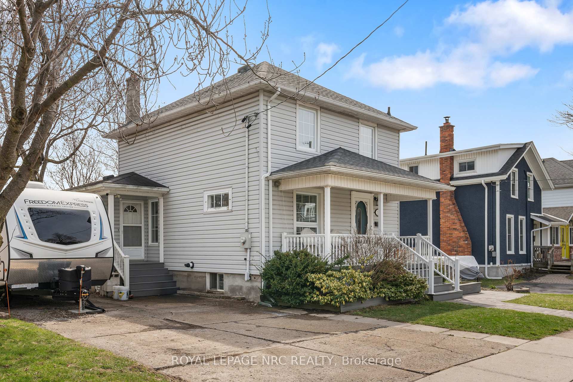 Photo 3 of 18 Queen Street N, Thorold, Thorold Downtown — HOMEH