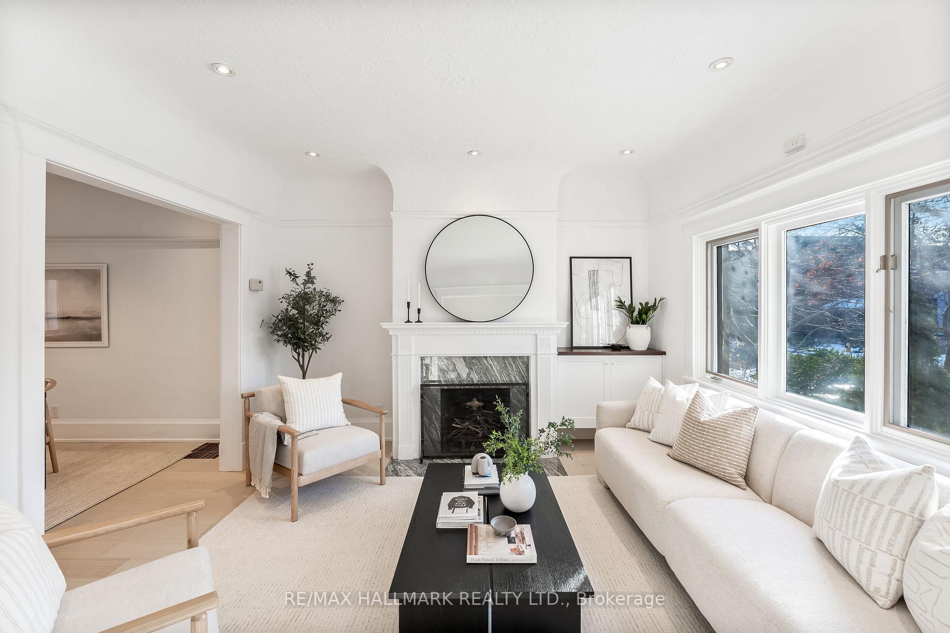 Photo 3 of 963 Logan Avenue, Toronto, Playter Estates-Danforth — HOMEH
