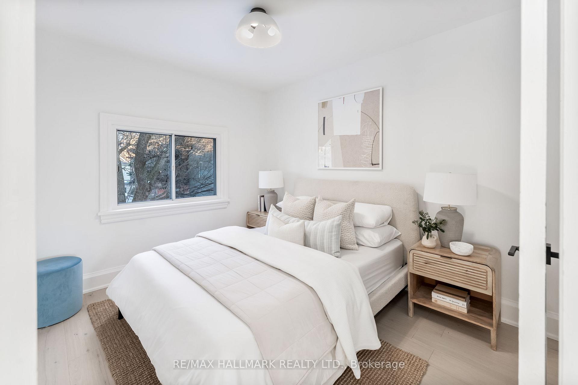 Photo 23 of 963 Logan Avenue, Toronto, Playter Estates-Danforth — HOMEH