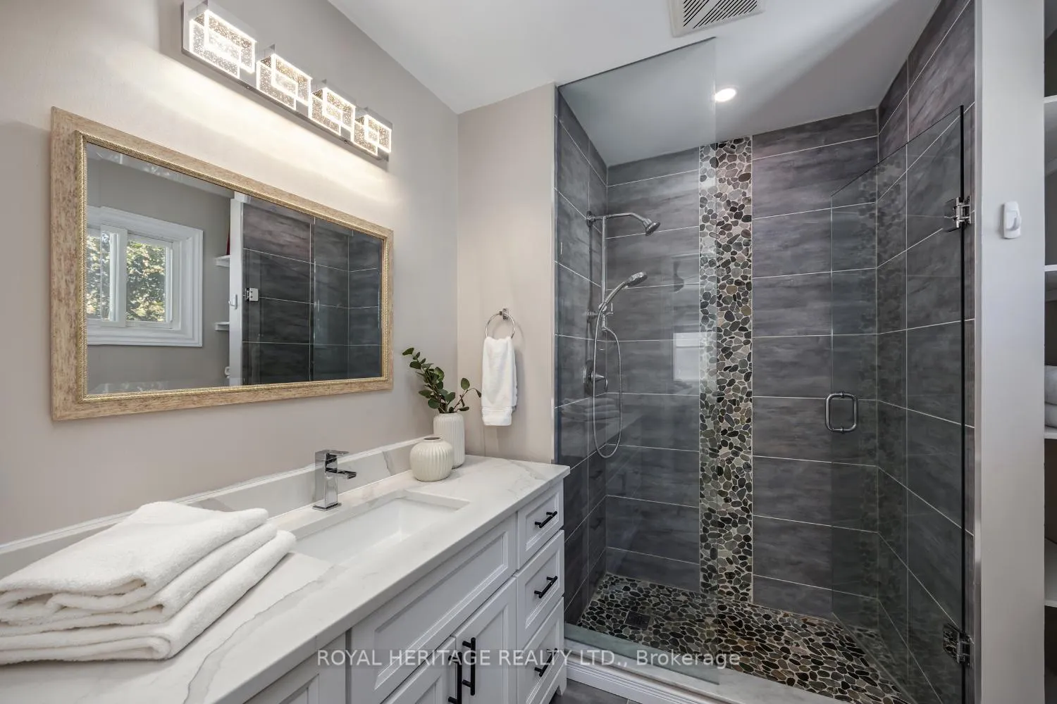 Photo 22 of 443 Sexton Street, Scugog, Port Perry — HOMEH