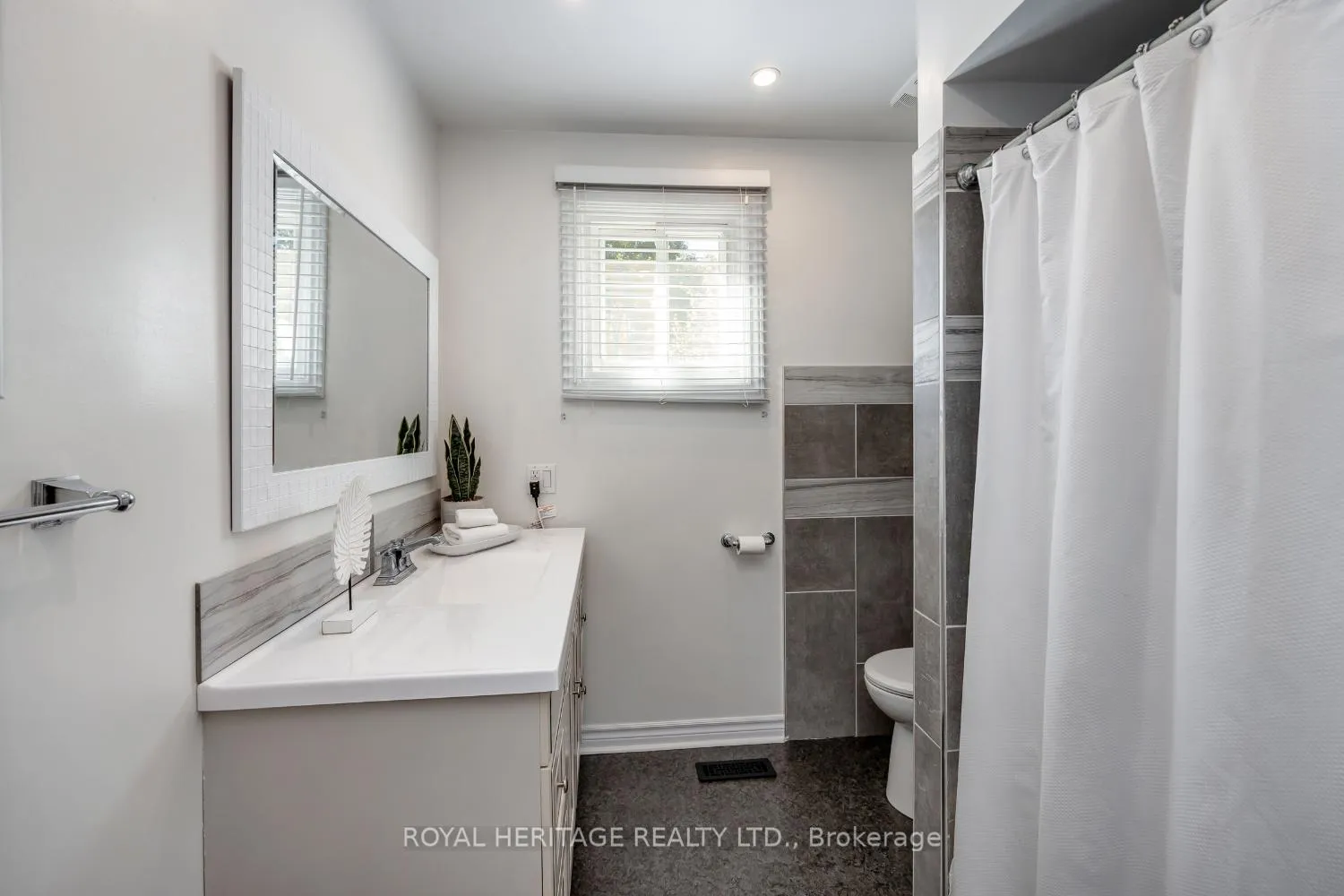 Photo 29 of 443 Sexton Street, Scugog, Port Perry — HOMEH