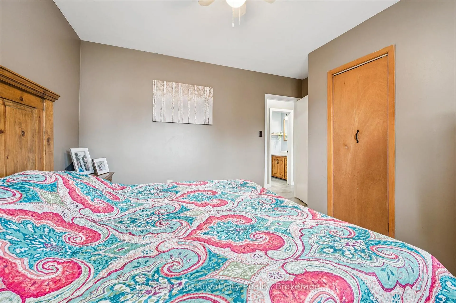Photo 17 of 24 Julia Drive, Guelph, Junction/Onward Willow — HOMEH