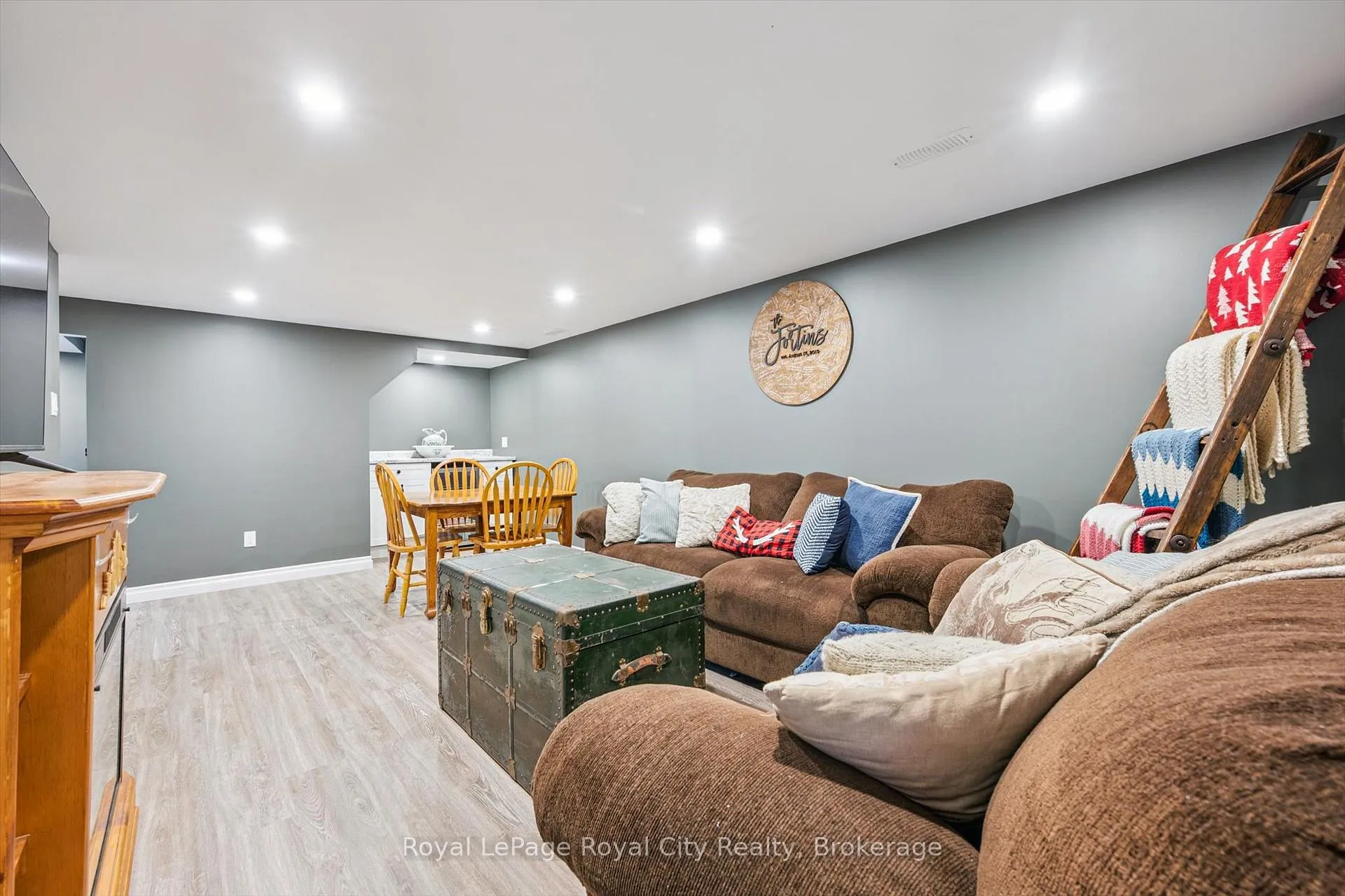 Photo 28 of 24 Julia Drive, Guelph, Junction/Onward Willow — HOMEH