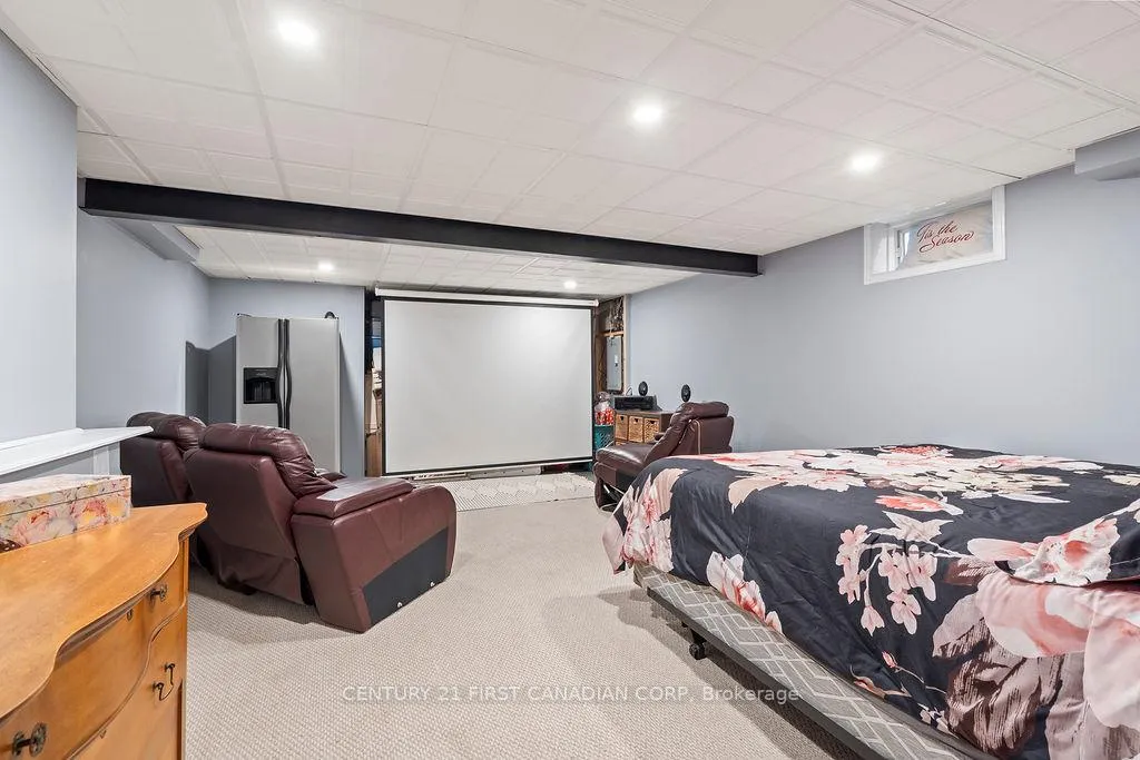 Photo 34 of 17 Cottonwood Drive, St. Thomas — HOMEH