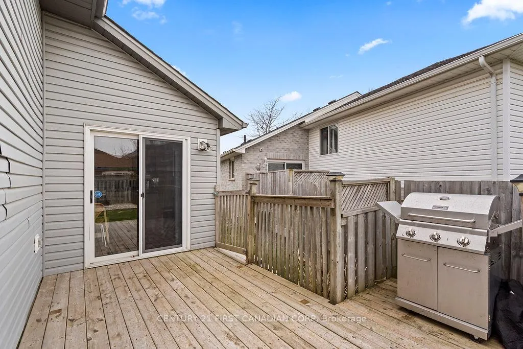 Photo 38 of 17 Cottonwood Drive, St. Thomas — HOMEH