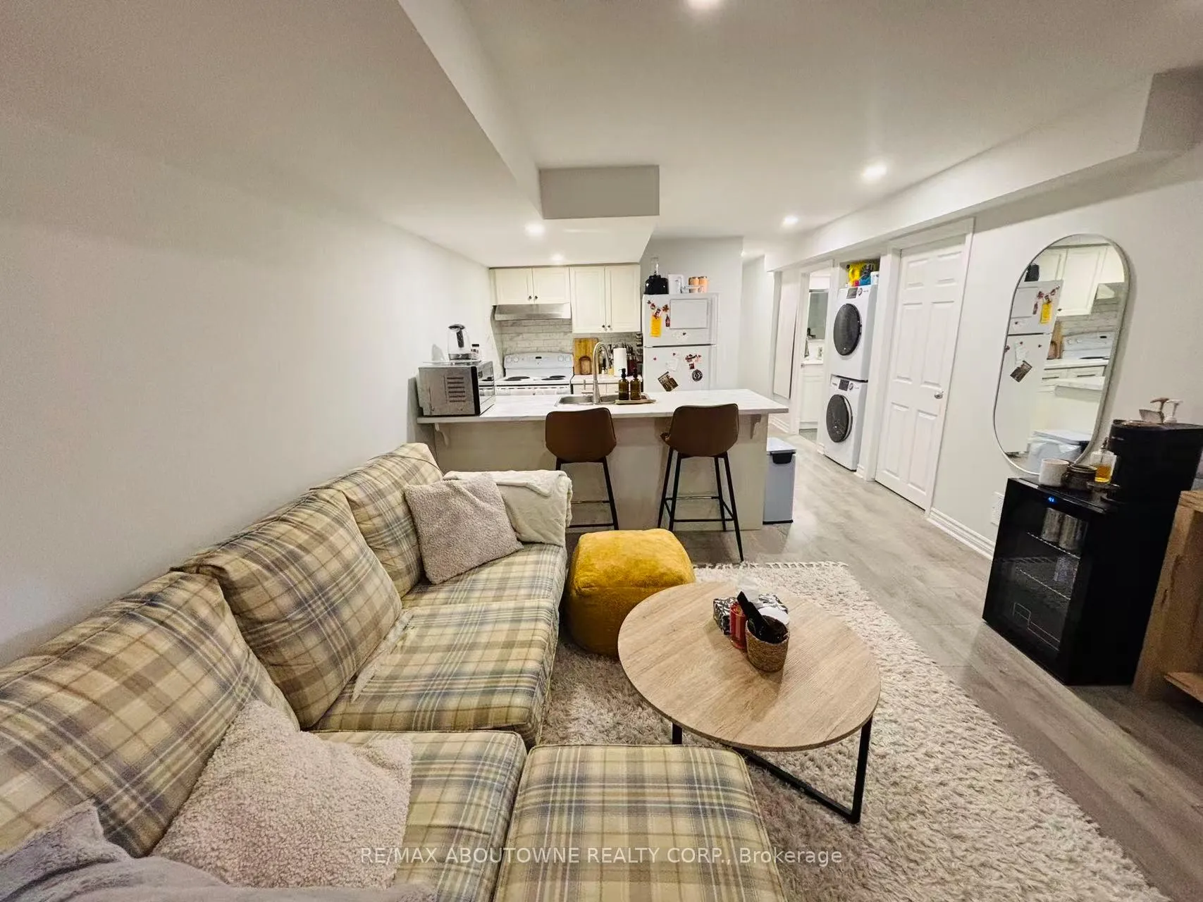 Photo 3 of Unit Basement, 84 Doyle Drive, Guelph, Clairfields/Hanlon Business Park — HOMEH