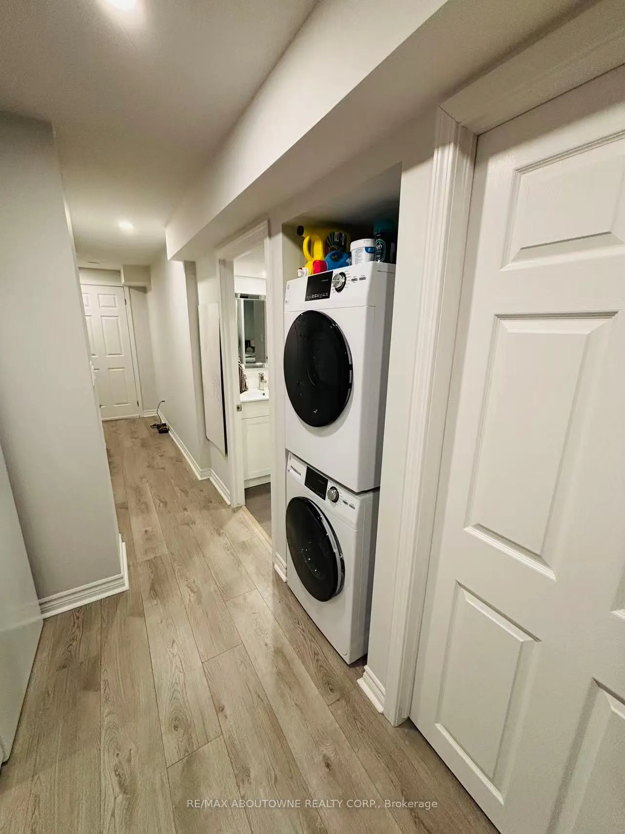 Photo 6 of Unit Basement, 84 Doyle Drive, Guelph, Clairfields/Hanlon Business Park — HOMEH