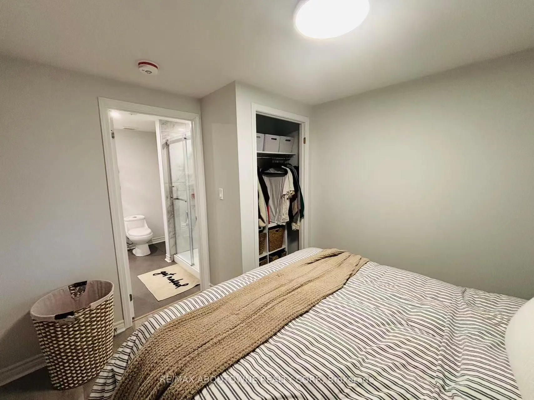 Photo 8 of Unit Basement, 84 Doyle Drive, Guelph, Clairfields/Hanlon Business Park — HOMEH