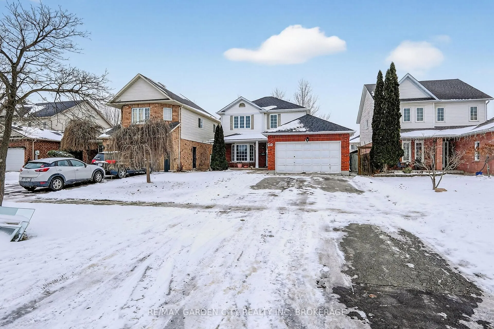 Photo 1 of 218 Confederation Avenue, Thorold, Confederation Heights — HOMEH