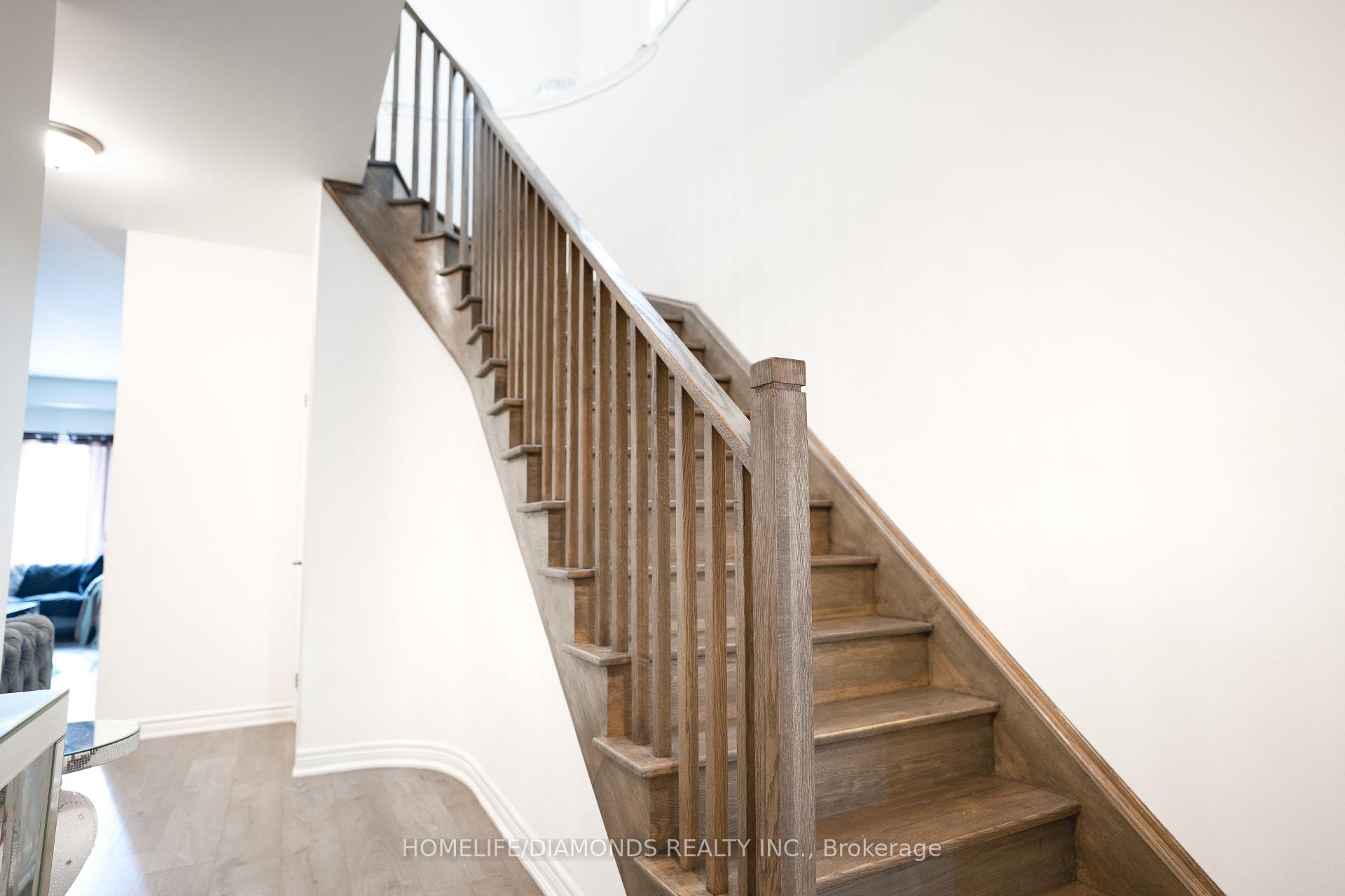 Photo 31 of 31 Sapphire Way, Thorold, Rolling Meadows — HOMEH