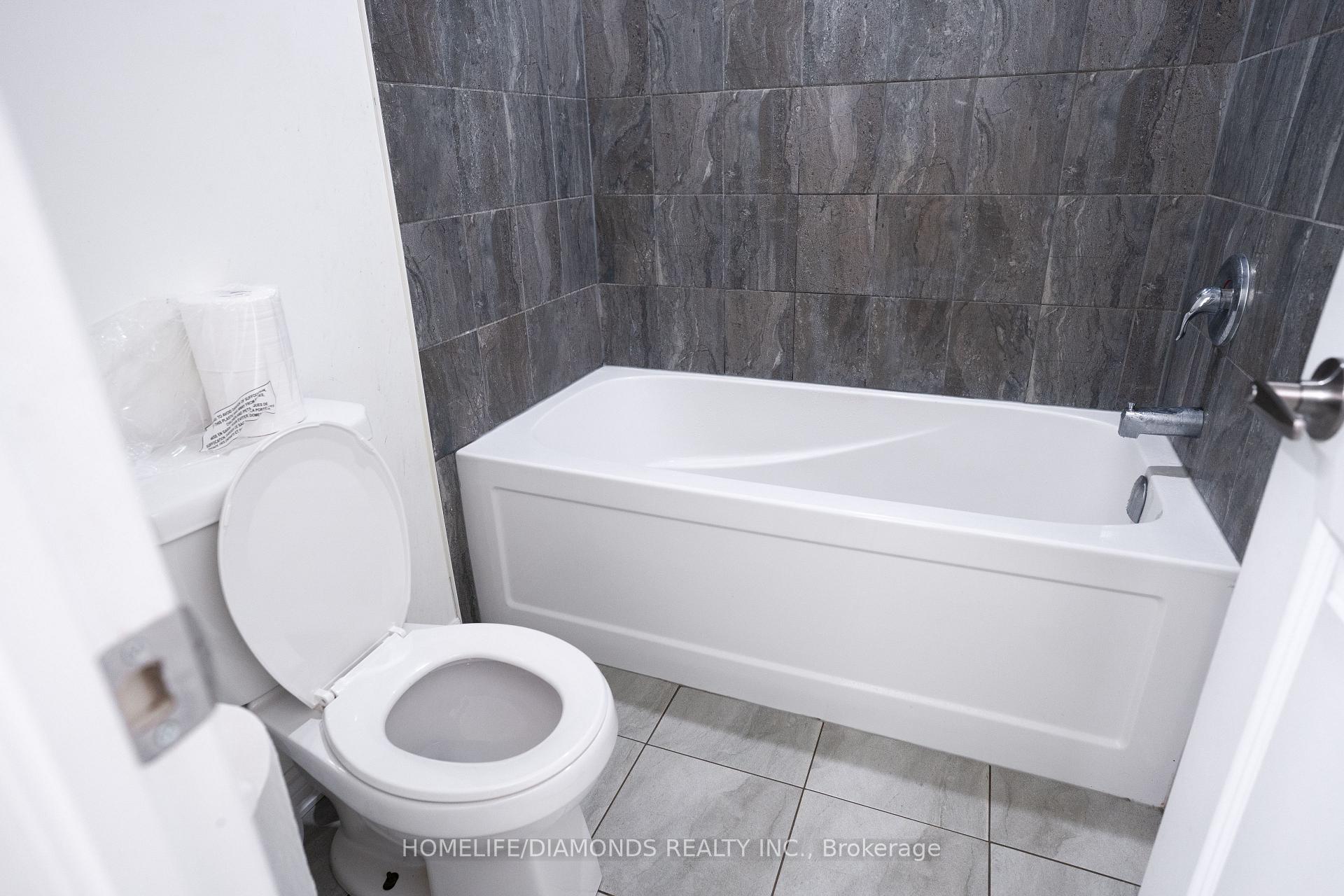 Photo 36 of 31 Sapphire Way, Thorold, Rolling Meadows — HOMEH