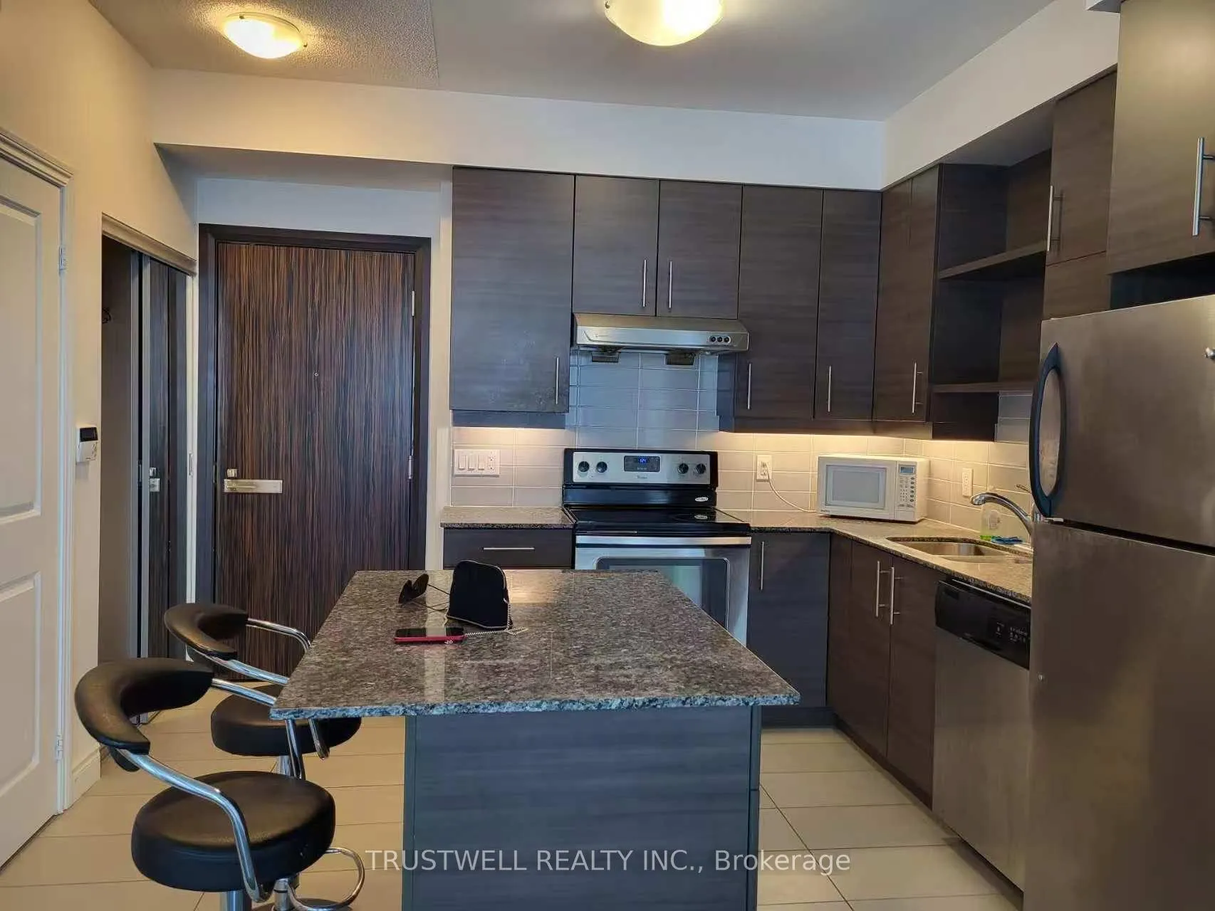 Front of Unit 717, 277 South Park Road