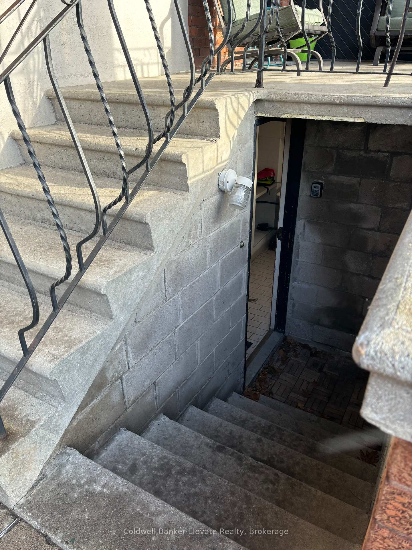 Photo 16 of Unit 4, 136 Argyle Street, Toronto, Trinity-Bellwoods — HOMEH