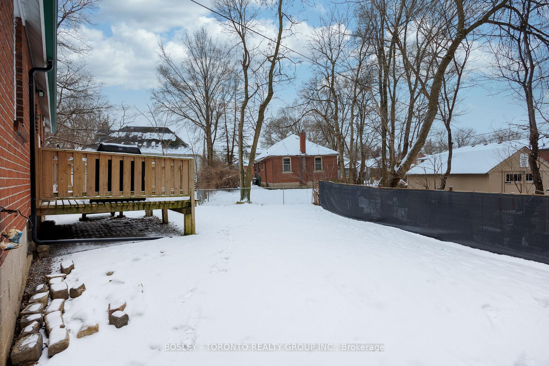 Photo 39 of 328 Chisholm Avenue, Toronto, Woodbine-Lumsden — HOMEH