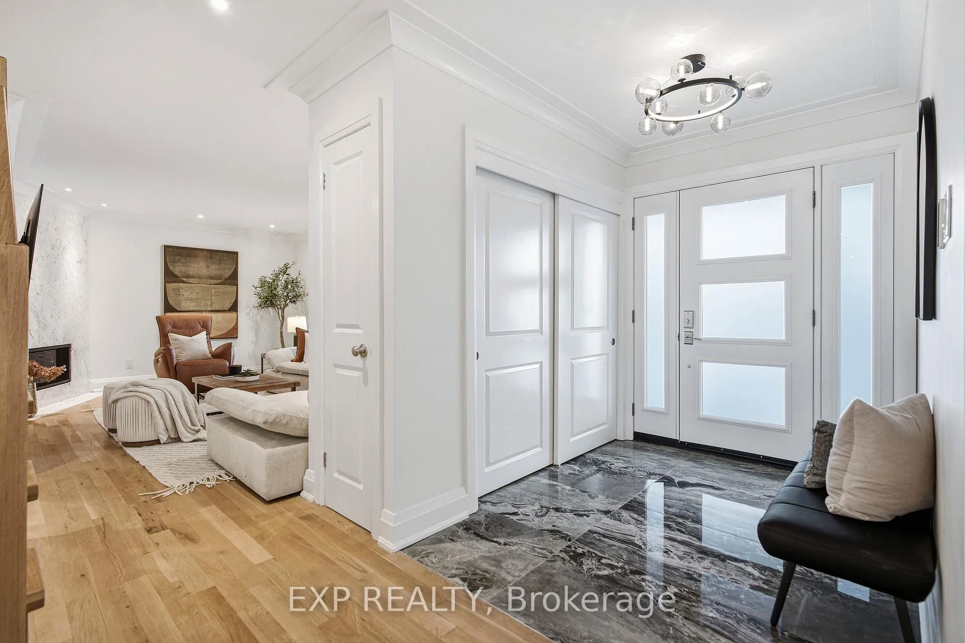 Photo 3 of 2159 Fillmore Crescent, Ottawa, Beacon Hill North — HOMEH