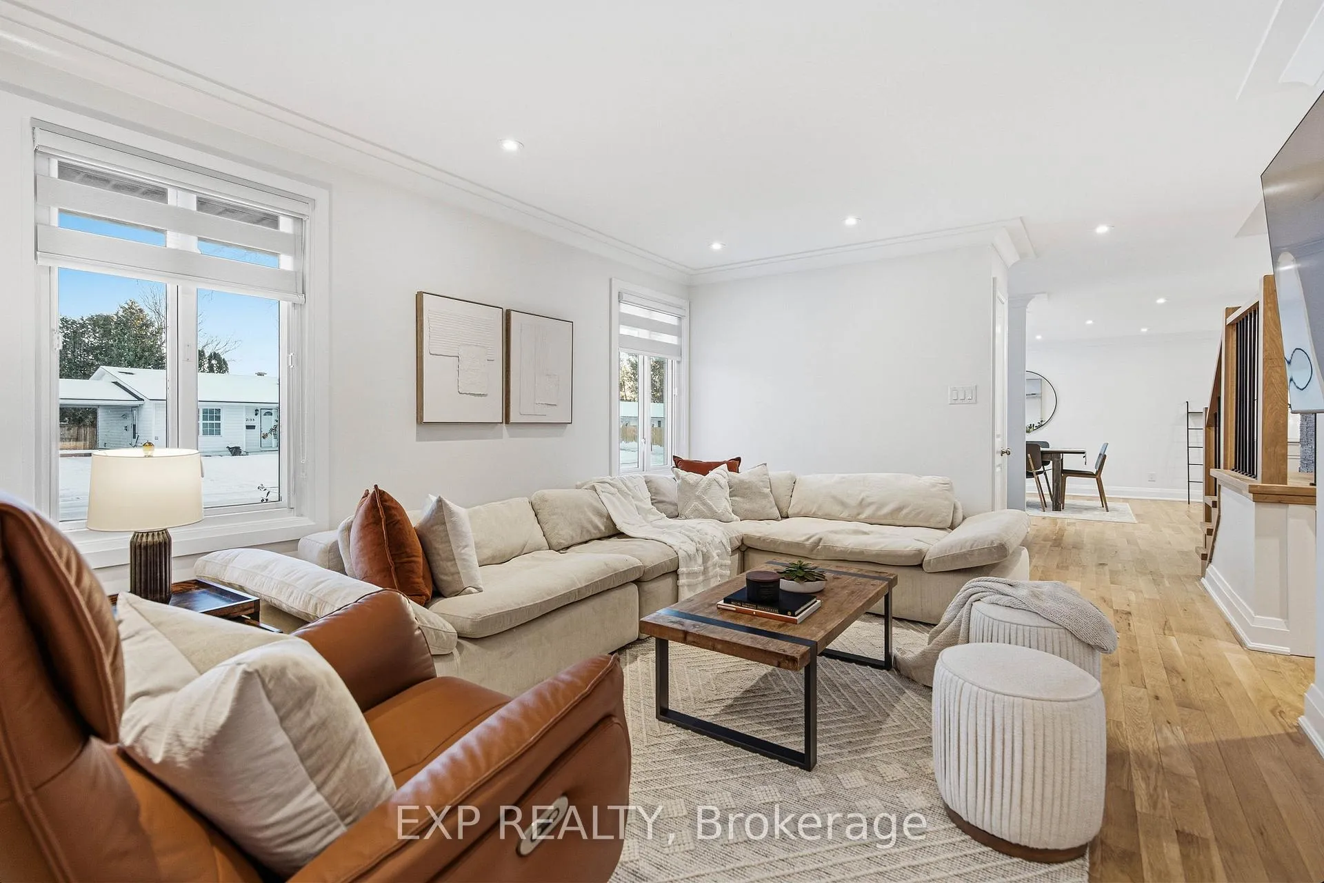 Photo 8 of 2159 Fillmore Crescent, Ottawa, Beacon Hill North — HOMEH