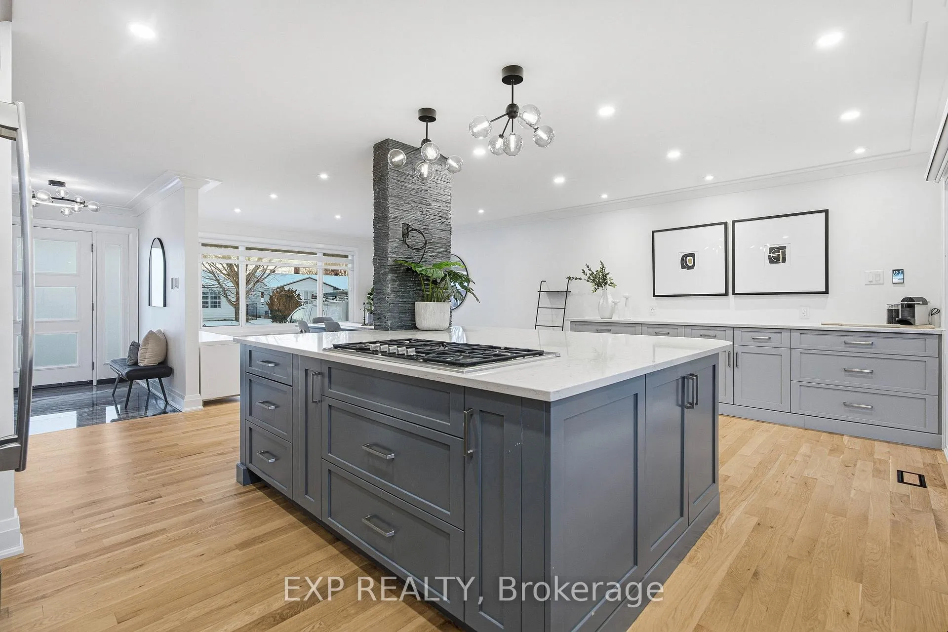 Photo 14 of 2159 Fillmore Crescent, Ottawa, Beacon Hill North — HOMEH