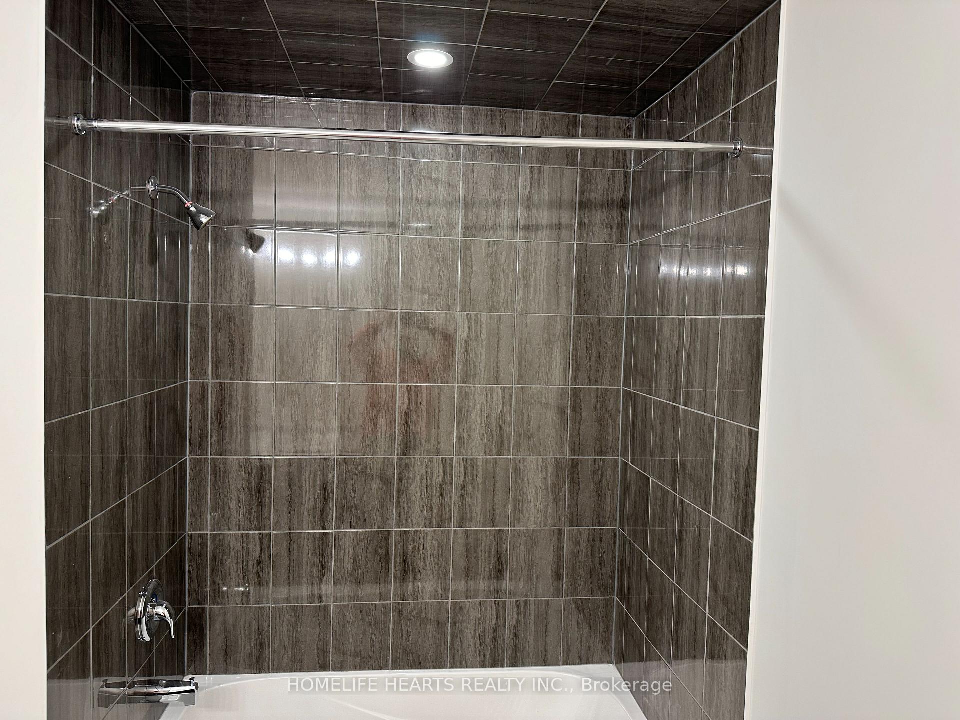 Photo 9 of 80 Sapphire Way, Thorold, Rolling Meadows — HOMEH
