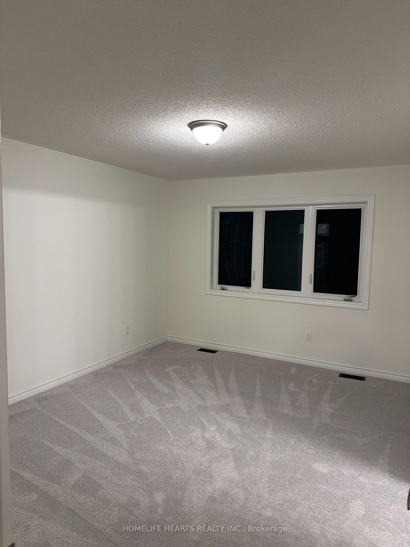 Photo 12 of 80 Sapphire Way, Thorold, Rolling Meadows — HOMEH