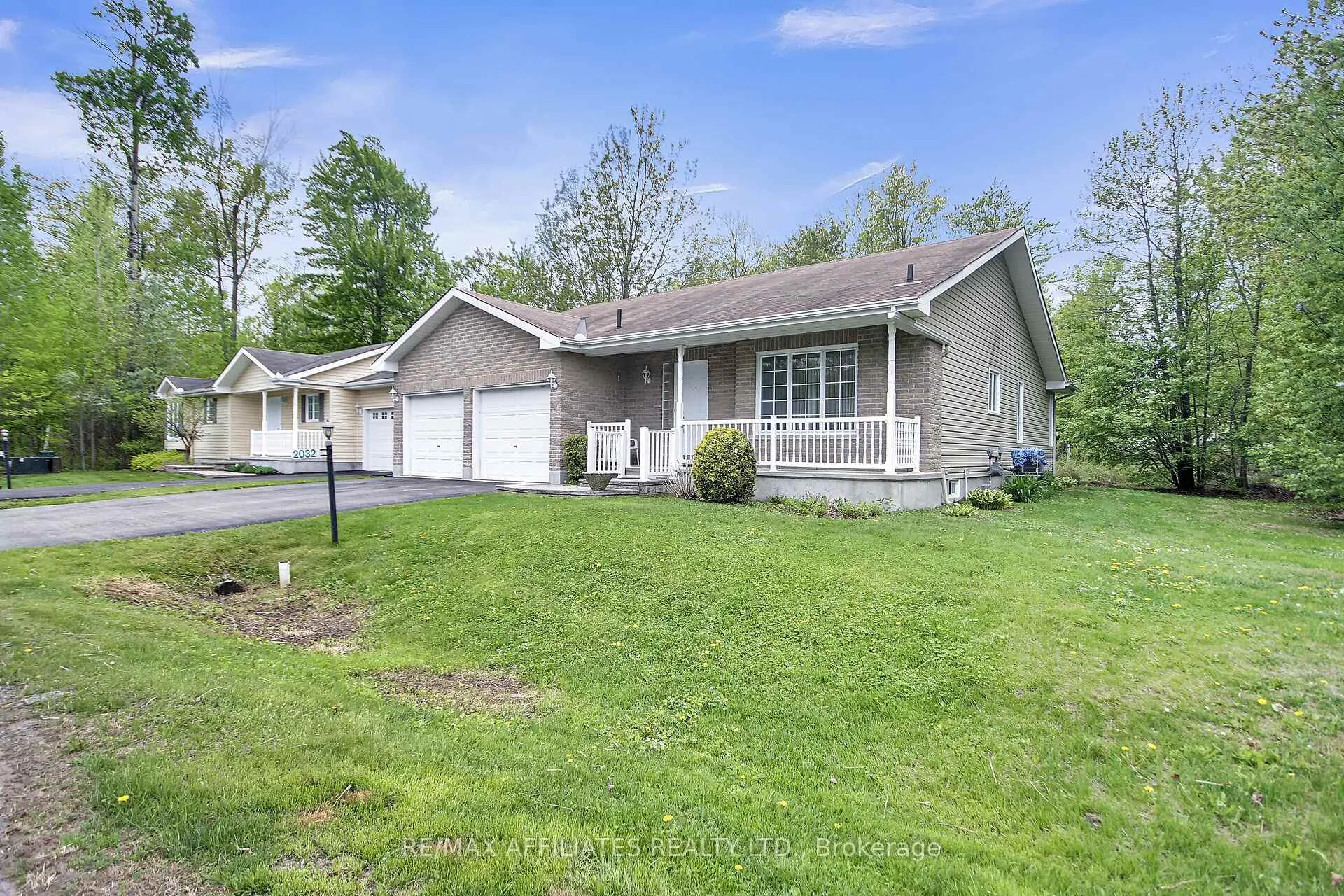 Photo 1 of 2032 Sun Vista Private, Ottawa, Greely — HOMEH
