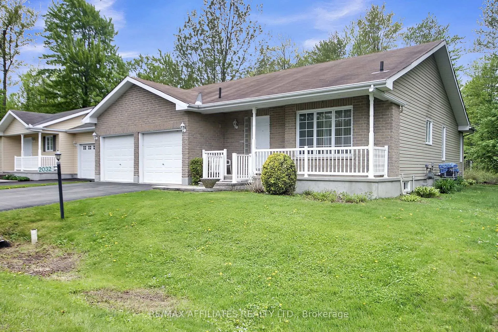 Photo 2 of 2032 Sun Vista Private, Ottawa, Greely — HOMEH