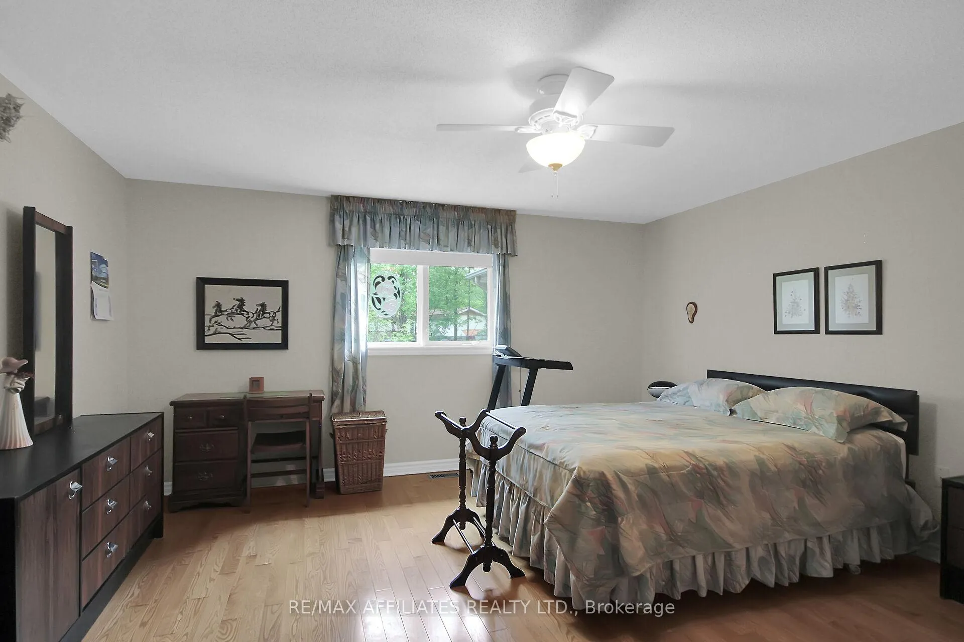 Photo 17 of 2032 Sun Vista Private, Ottawa, Greely — HOMEH
