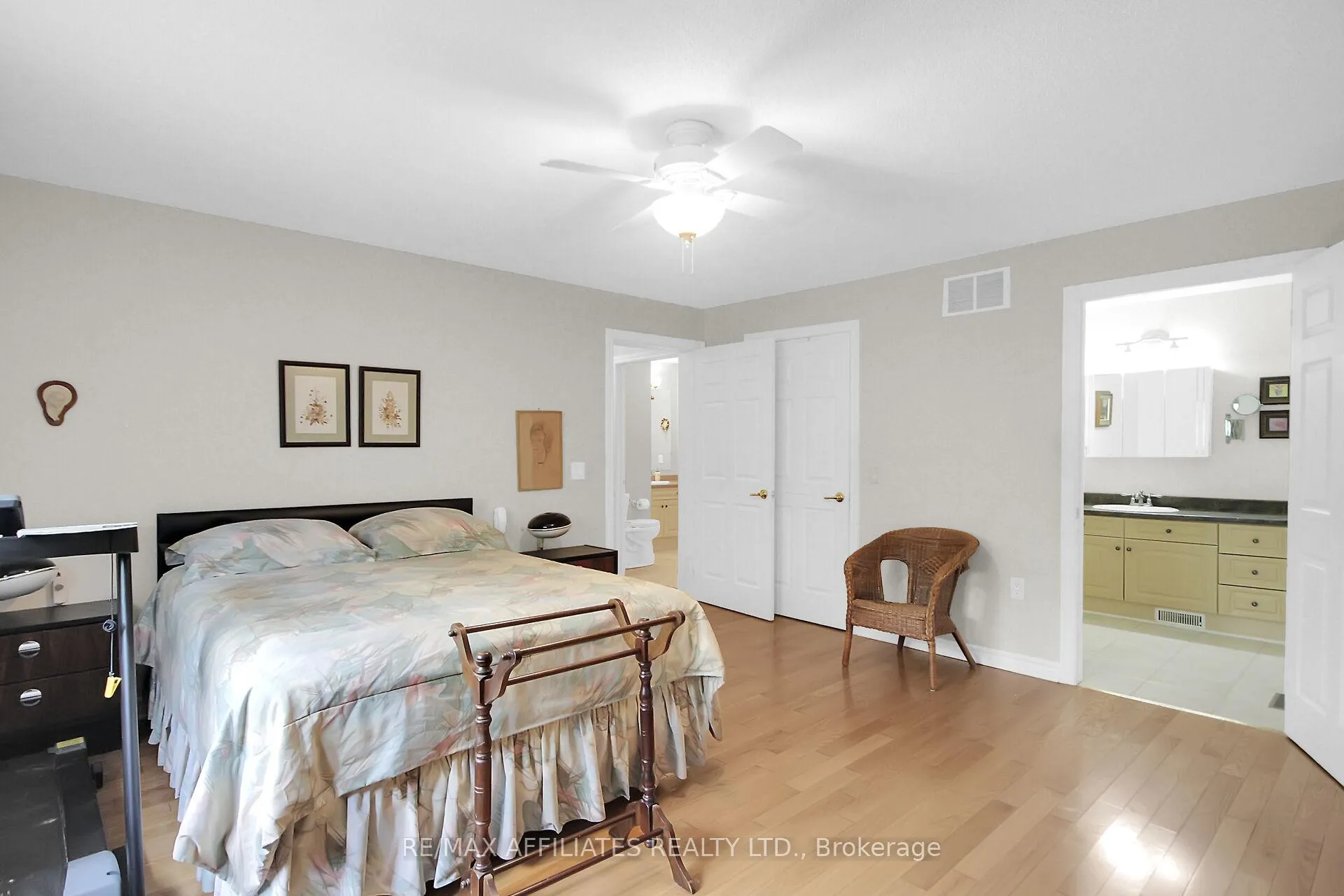 Photo 18 of 2032 Sun Vista Private, Ottawa, Greely — HOMEH