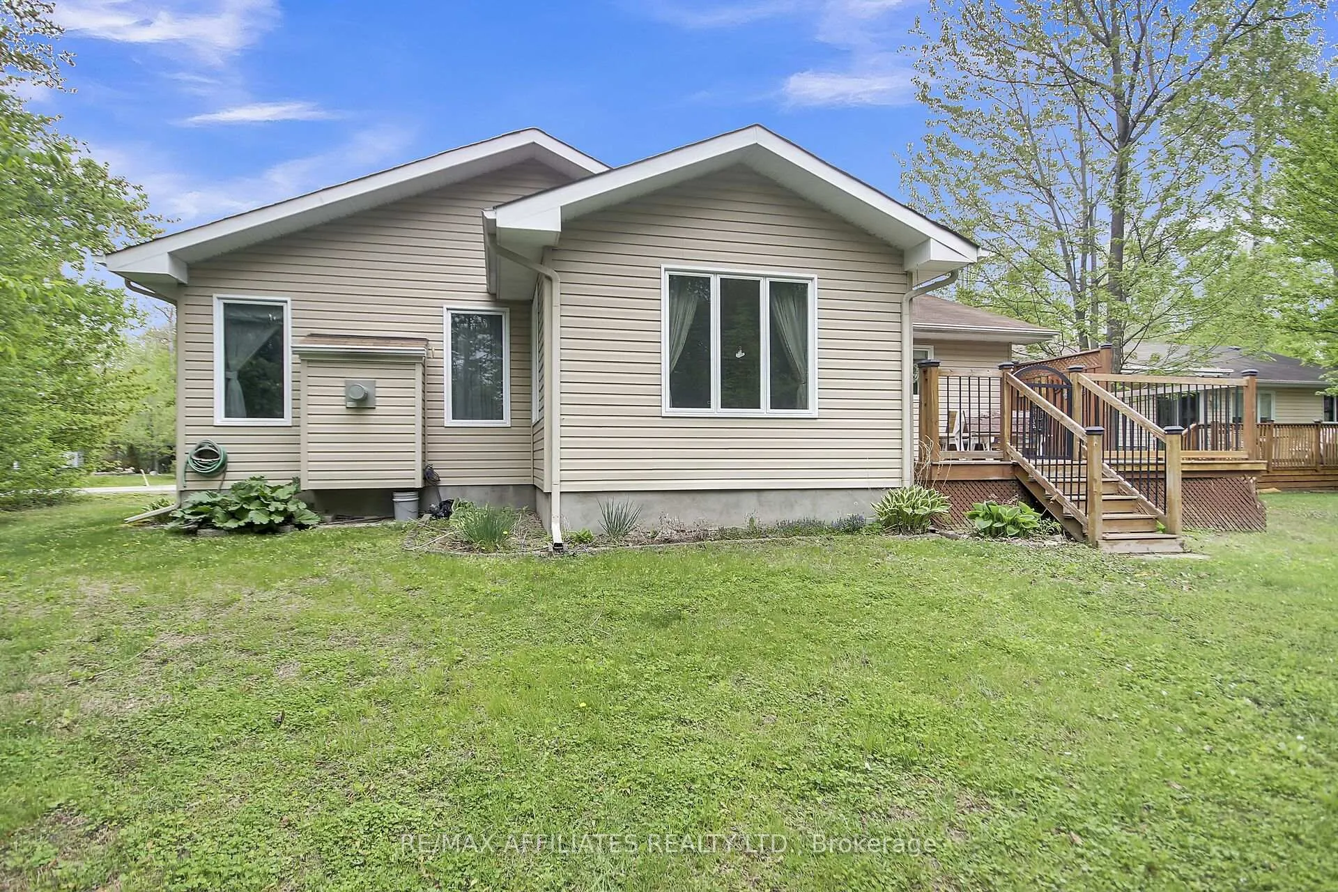 Photo 25 of 2032 Sun Vista Private, Ottawa, Greely — HOMEH