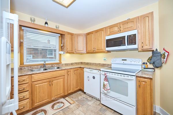 Photo 5 of 90 Richmond Street, Thorold, Thorold Downtown — HOMEH