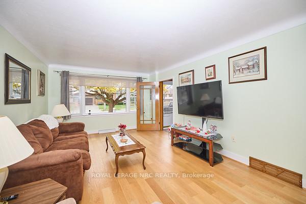 Photo 10 of 90 Richmond Street, Thorold, Thorold Downtown — HOMEH