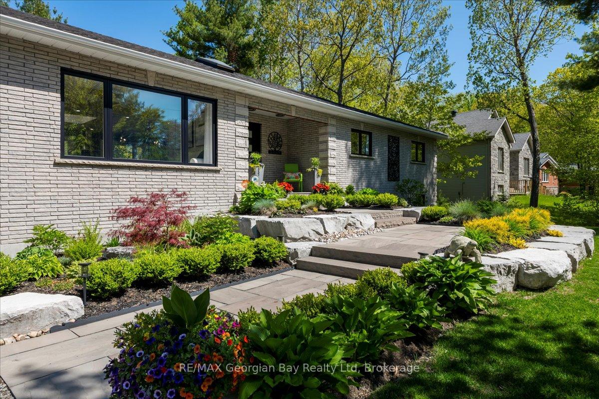 Photo 4 of 36 Albion Lane NW, Tiny, Rural Tiny — HOMEH