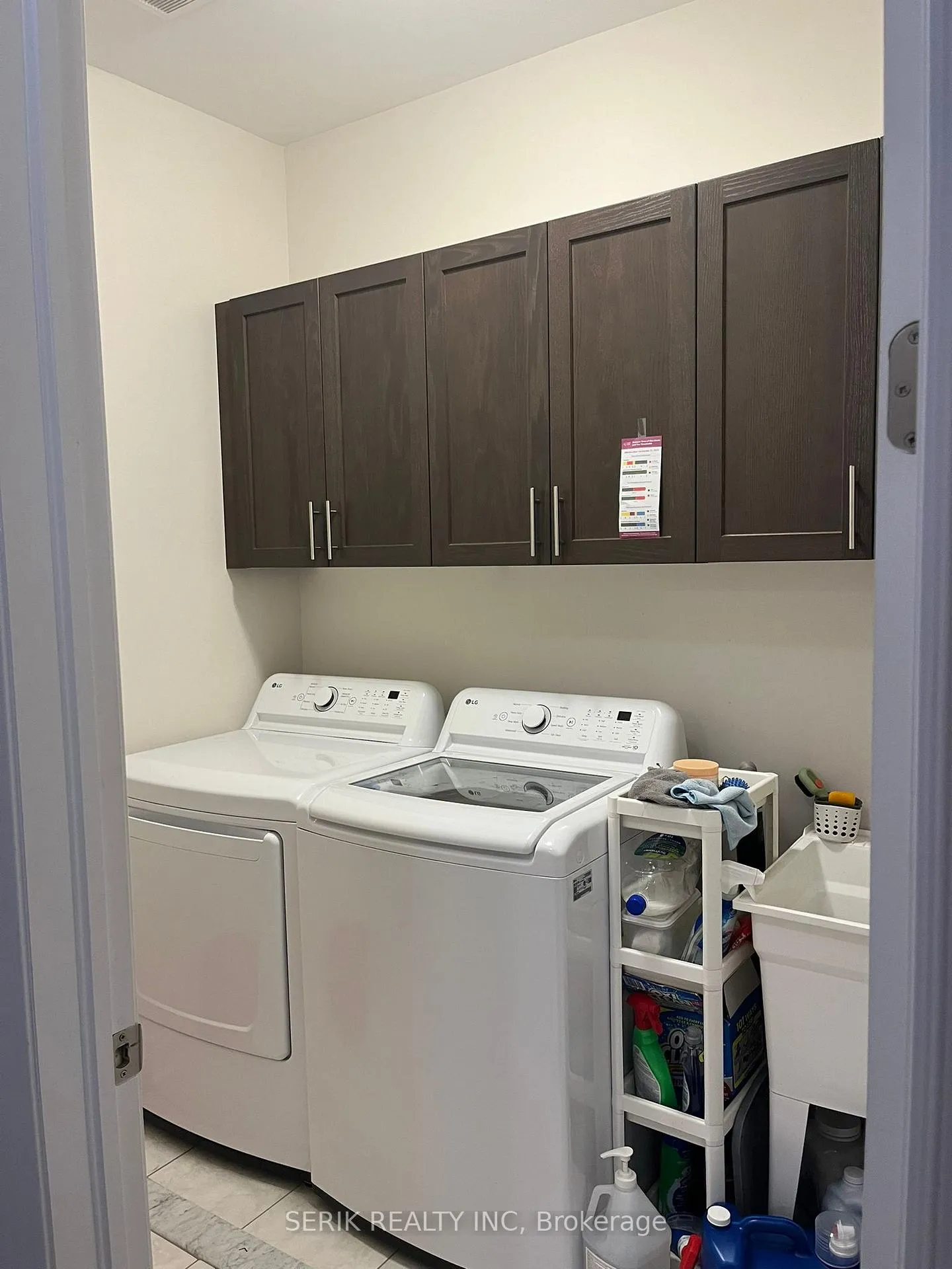 Photo 17 of 34 Kessler Drive, Brampton, Sandringham-Wellington North — HOMEH