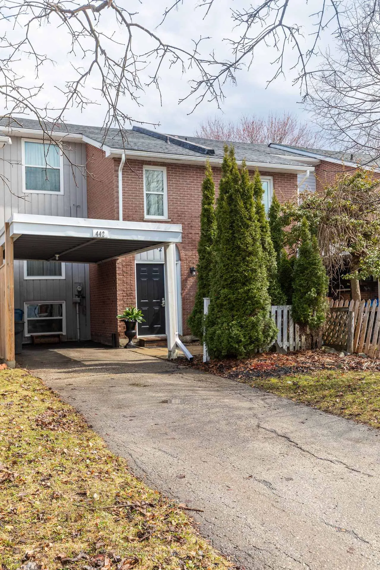 Photo 1 of 442 Glastonbury Drive, Stratford — HOMEH
