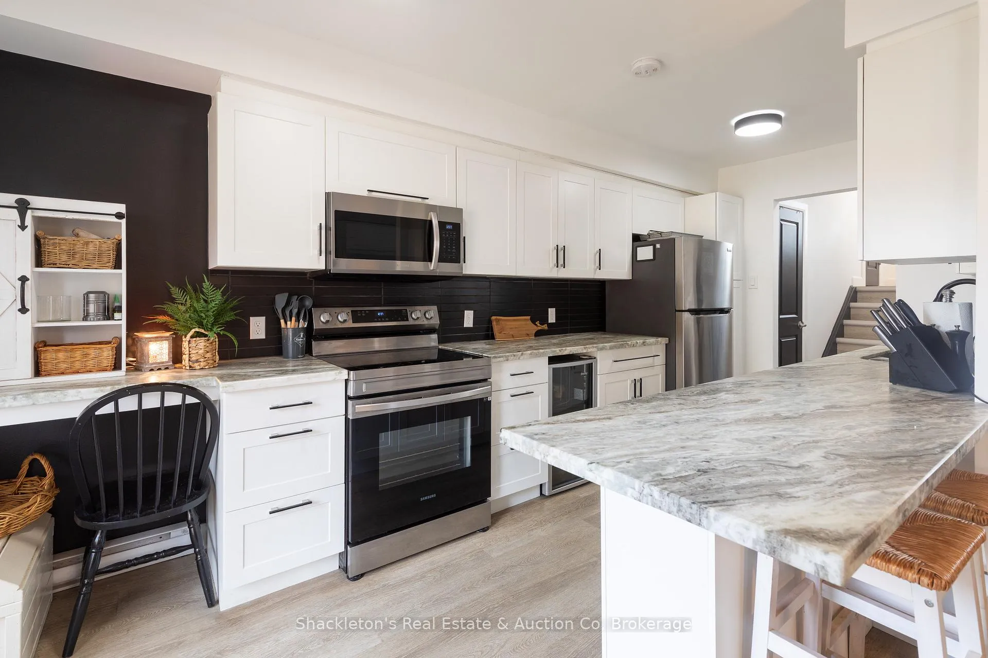 Photo 6 of 442 Glastonbury Drive, Stratford — HOMEH