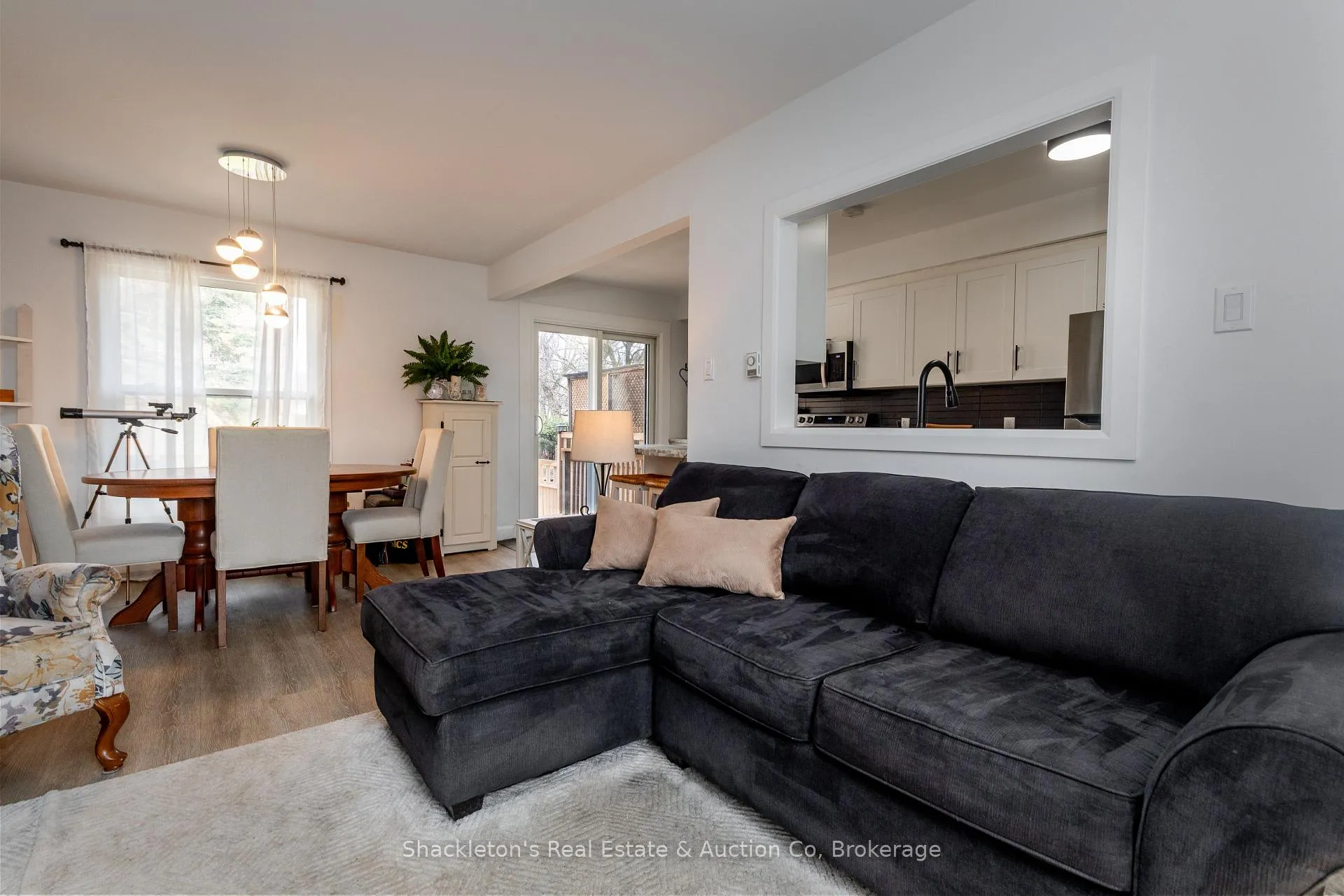Photo 10 of 442 Glastonbury Drive, Stratford — HOMEH