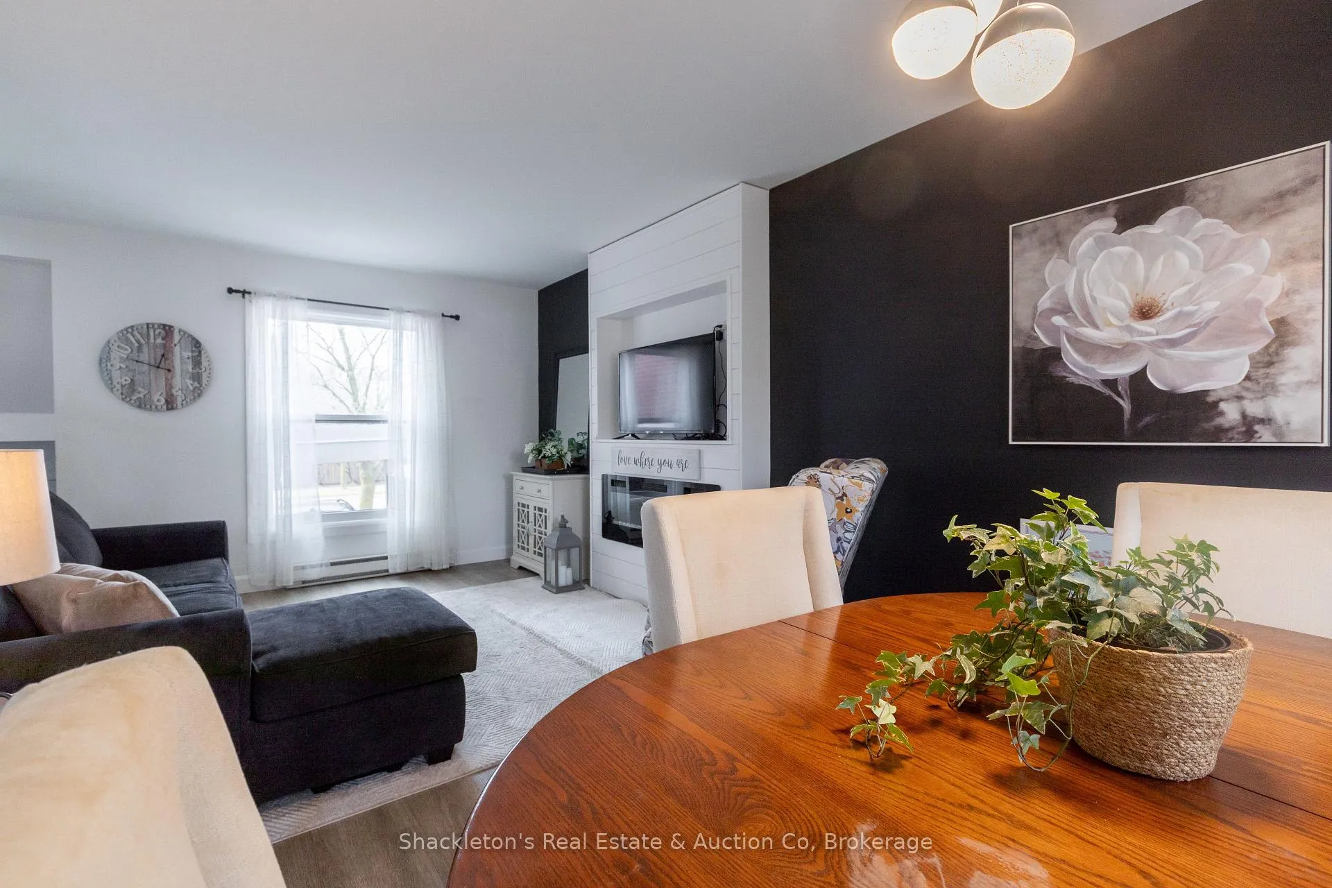 Photo 15 of 442 Glastonbury Drive, Stratford — HOMEH