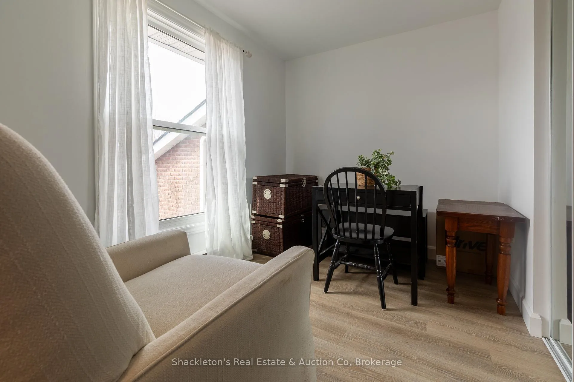 Photo 23 of 442 Glastonbury Drive, Stratford — HOMEH