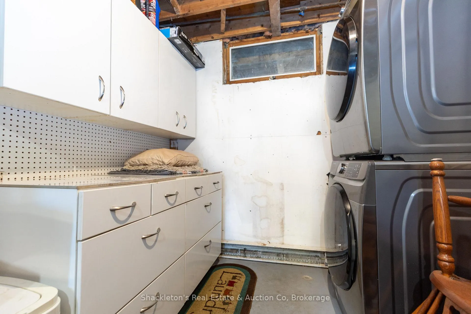 Photo 28 of 442 Glastonbury Drive, Stratford — HOMEH