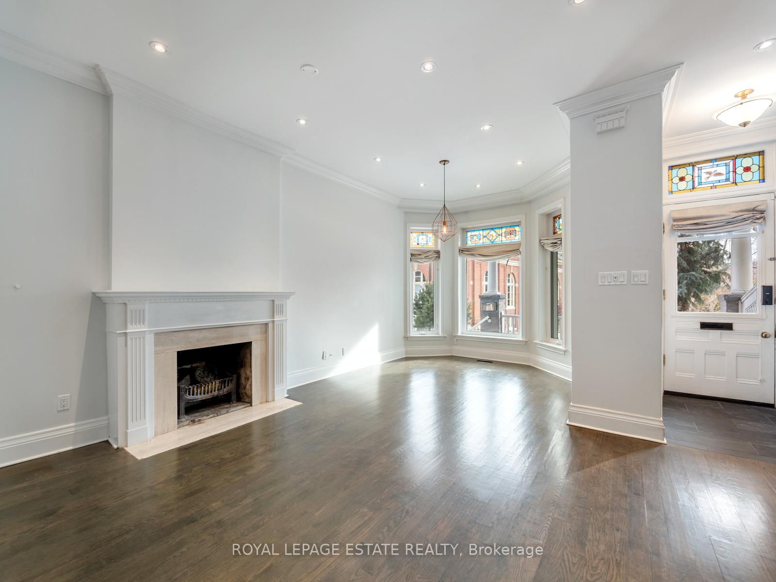 Photo 3 of 250 Cottingham Street, Toronto, Casa Loma — HOMEH