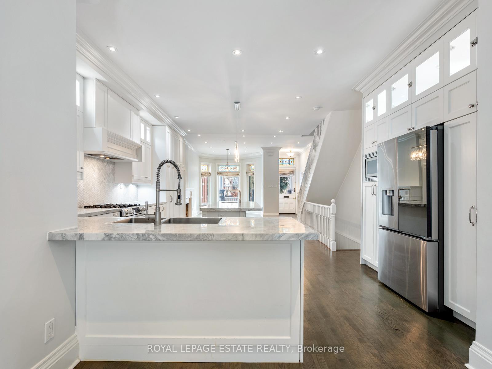 Photo 6 of 250 Cottingham Street, Toronto, Casa Loma — HOMEH