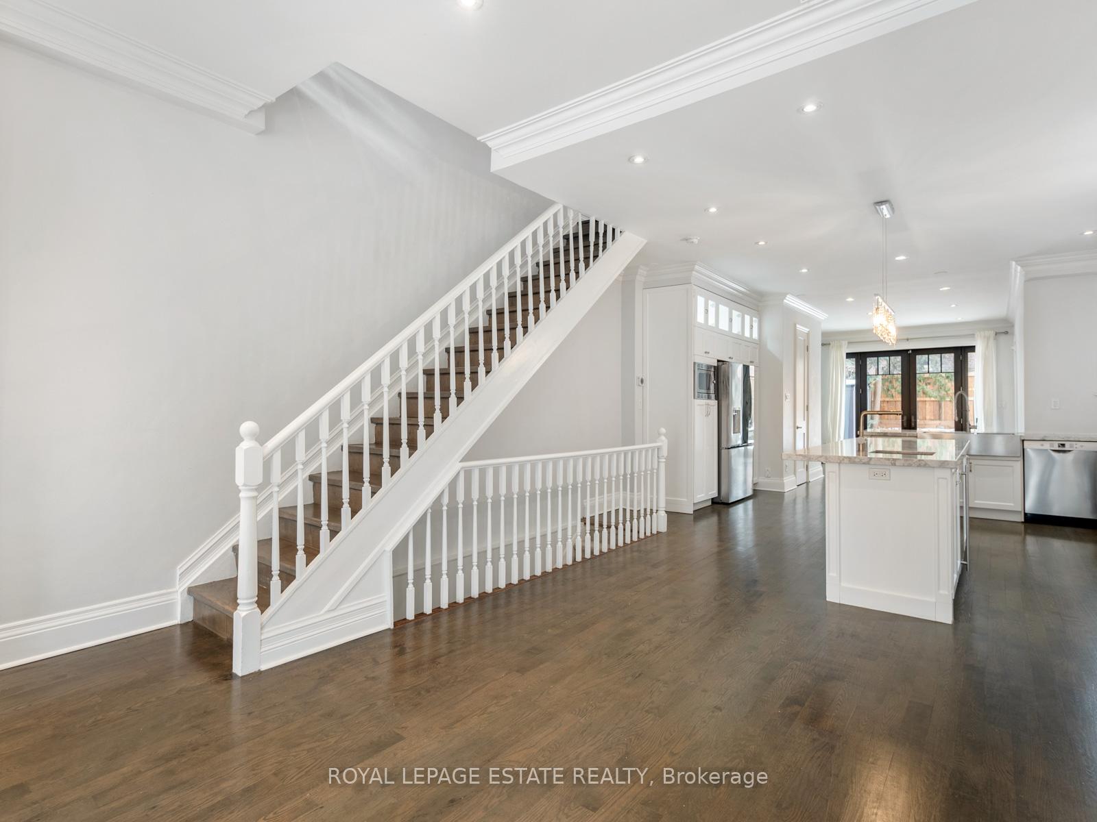 Photo 35 of 250 Cottingham Street, Toronto, Casa Loma — HOMEH