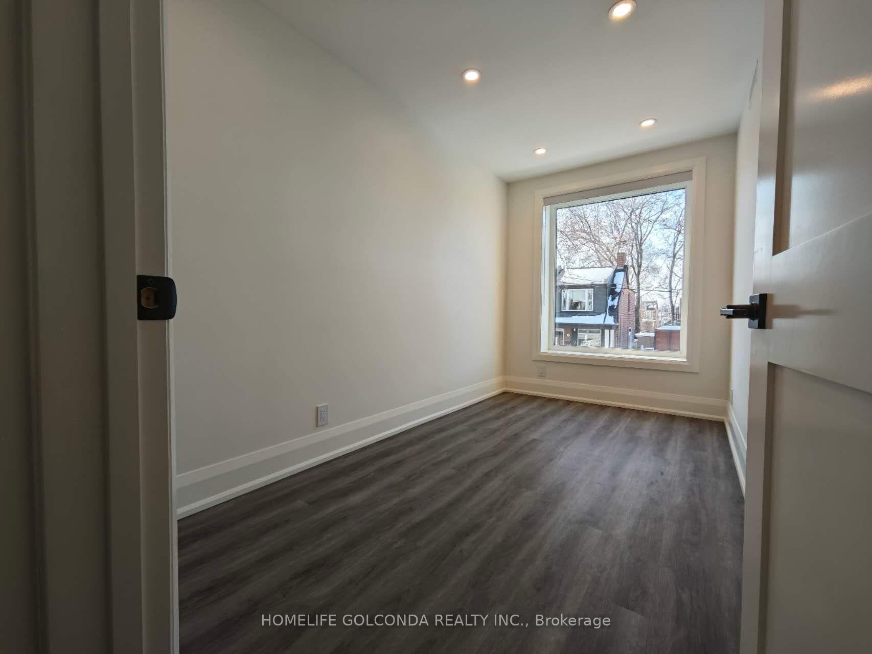 Photo 10 of Unit Unit 3, 115 Monarch Avenue, Toronto, Greenwood-Coxwell — HOMEH