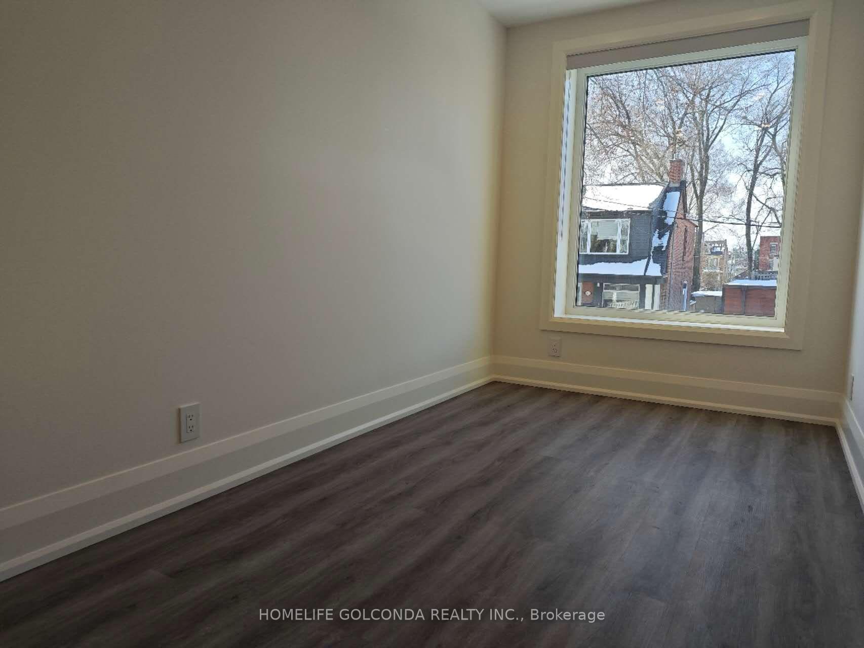 Photo 12 of Unit Unit 3, 115 Monarch Avenue, Toronto, Greenwood-Coxwell — HOMEH