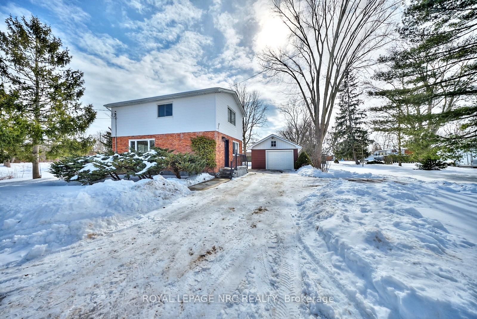 Photo 1 of 21 Melrose Avenue, Thorold, Port Robinson — HOMEH