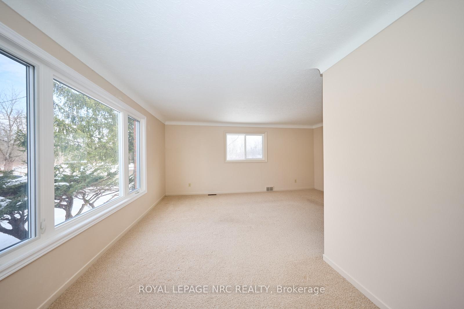 Photo 11 of 21 Melrose Avenue, Thorold, Port Robinson — HOMEH