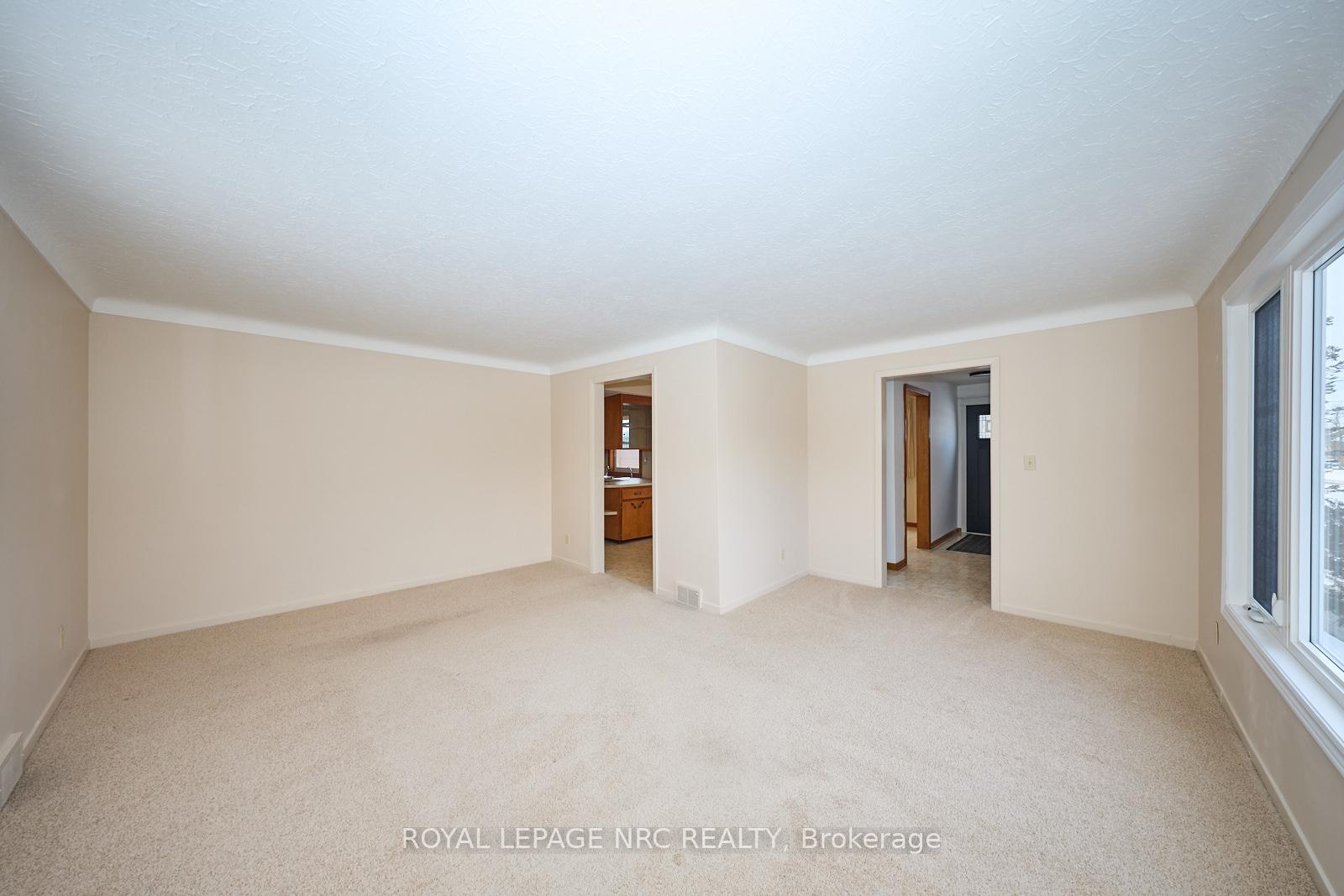 Photo 12 of 21 Melrose Avenue, Thorold, Port Robinson — HOMEH